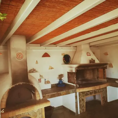 Manos And Lenas House فيلة باروس